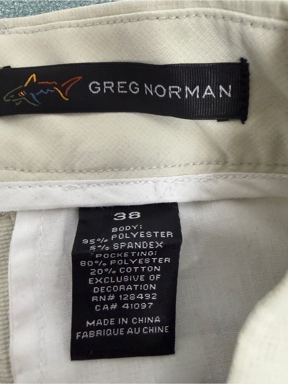 Greg Norman Performance Golf Shorts Men’s 38 Tan - Picture 3 of 7